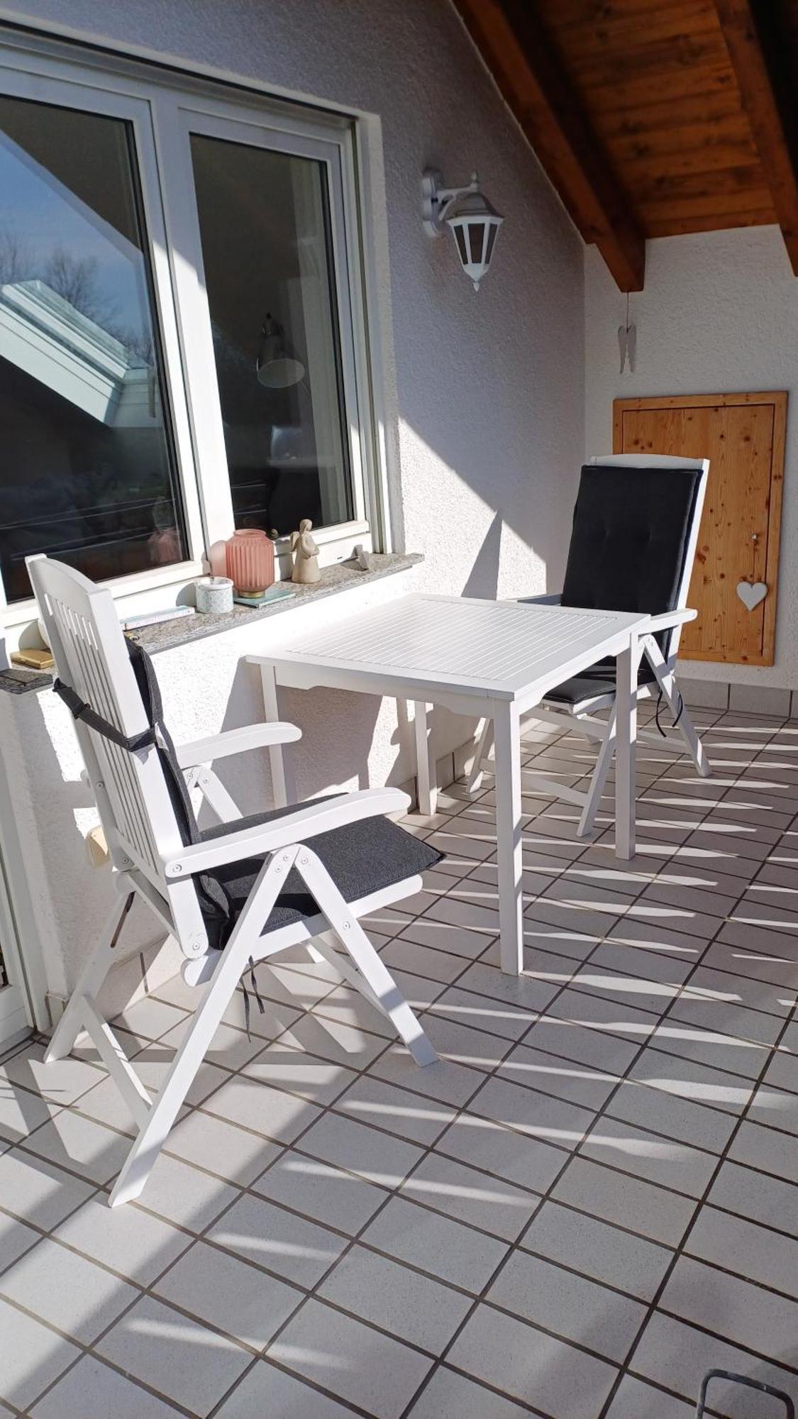 Helle Schoene Dachgeschosswohnung Mit Balkon Stockach Exteriör bild
